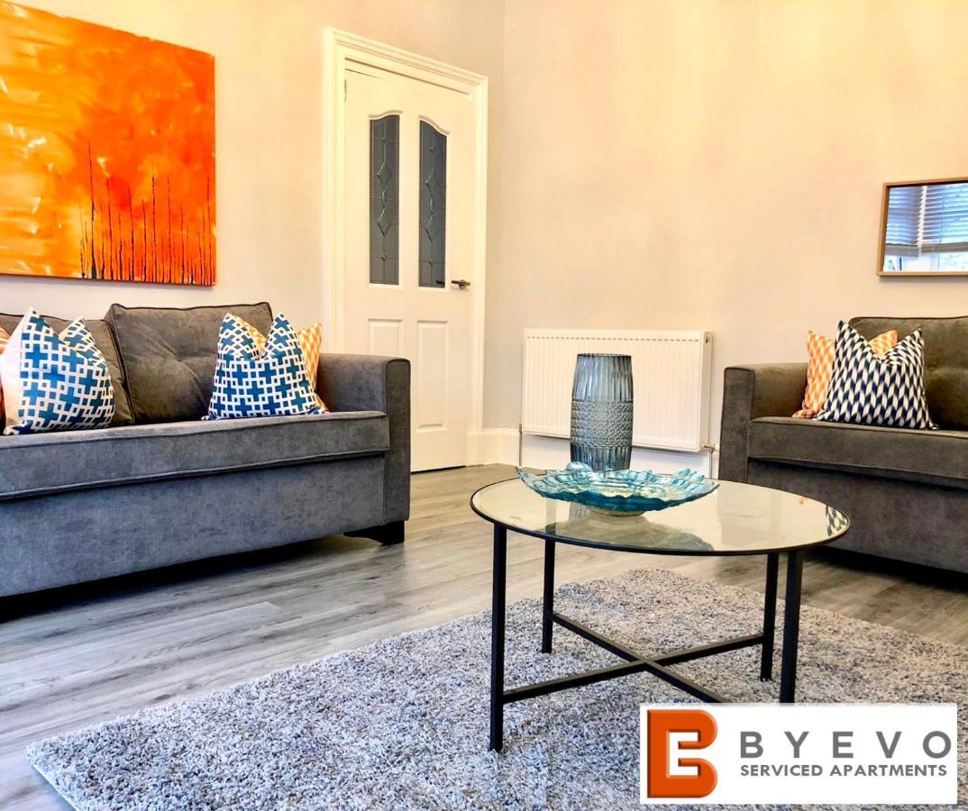 Byevo Almar Villa - Close To City And Airport - Perfect For Contractors Or Large Groups Glasgow Esterno foto