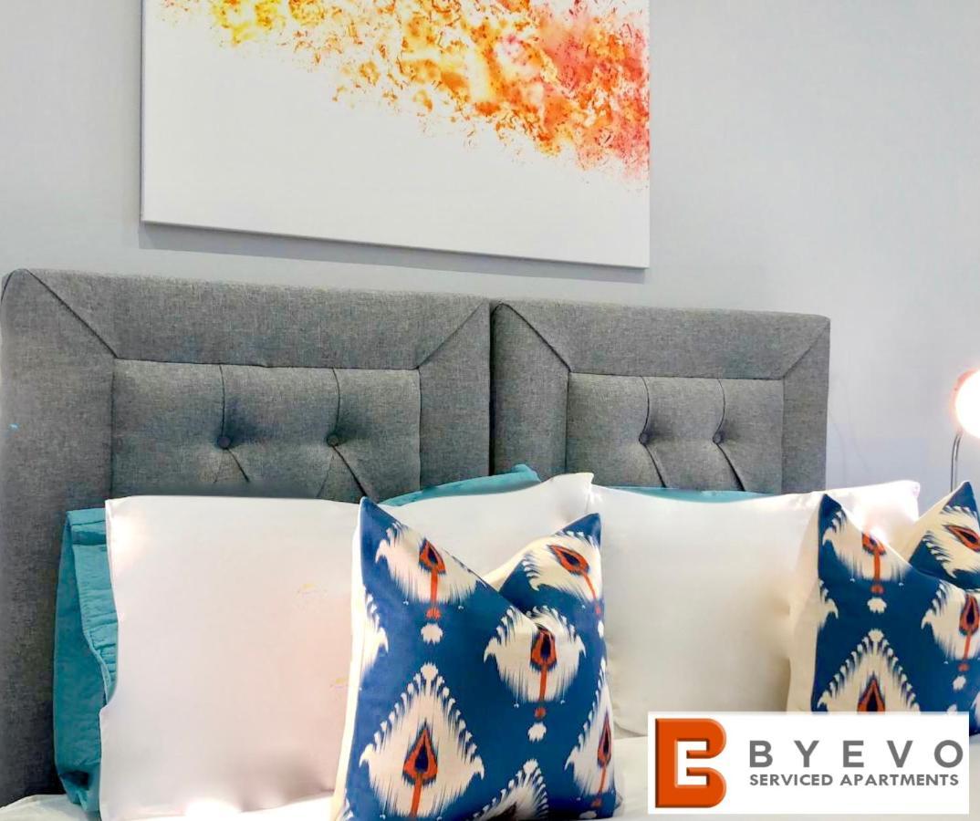 Byevo Almar Villa - Close To City And Airport - Perfect For Contractors Or Large Groups Glasgow Esterno foto