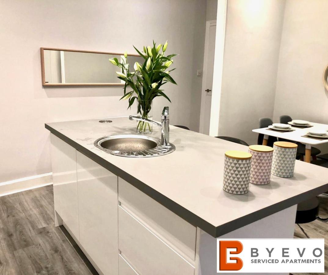 Byevo Almar Villa - Close To City And Airport - Perfect For Contractors Or Large Groups Glasgow Esterno foto