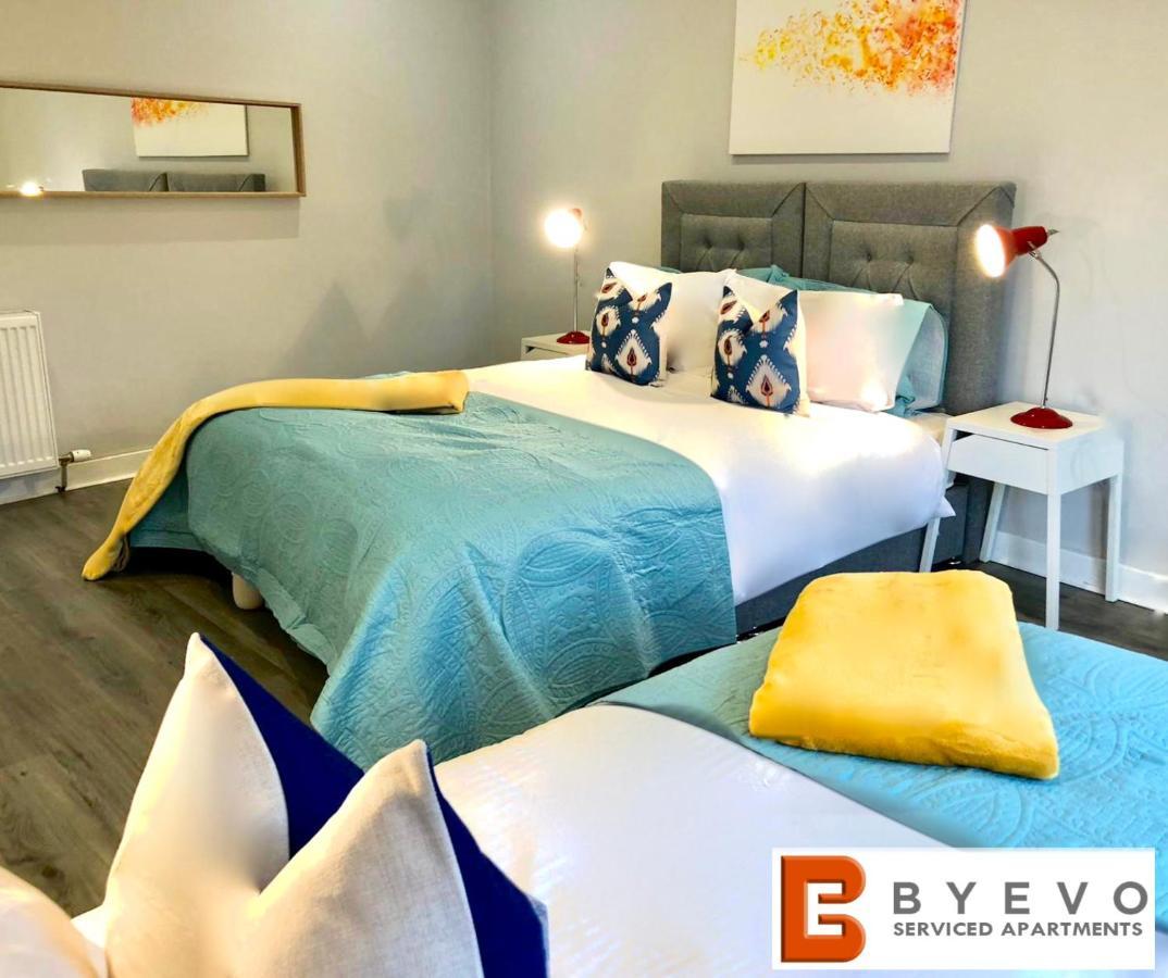 Byevo Almar Villa - Close To City And Airport - Perfect For Contractors Or Large Groups Glasgow Esterno foto