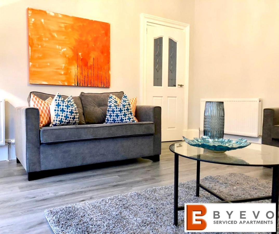 Byevo Almar Villa - Close To City And Airport - Perfect For Contractors Or Large Groups Glasgow Esterno foto